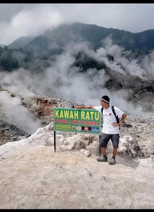 Kawah Ratu Pasir Reungit 2026: "Taman Neraka" 2 Jam dari Jakarta